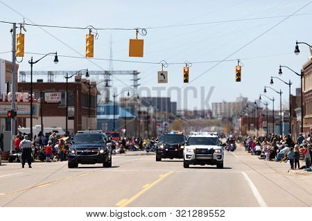 Benton Harbor, Michigan, Usa - May 4, 2019: Blossomtime Festival Grand Floral Parade, Michigan Polic