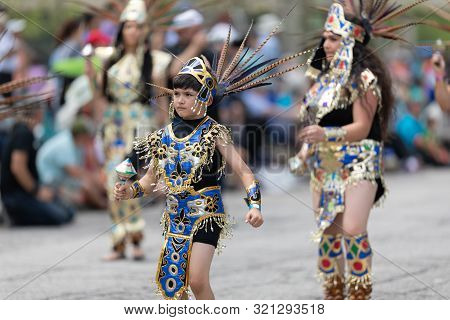 Cleveland, Ohio, Usa - June 8, 2019: Parade The Circle, Woman And Children Using Aztek Outfits Danci