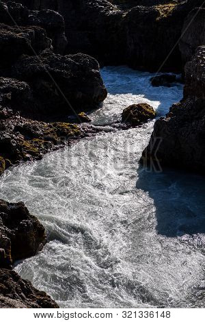 Hraunfossar (borgarfjordur, Western Iceland) Waterfalls