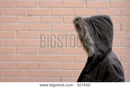 Maglia con cappuccio