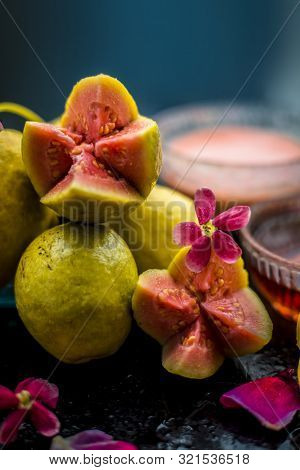 The Easiest Method To Cure Acne And Scars With Guava Face Mask Consisting Of Guava Pulp, Honey, And