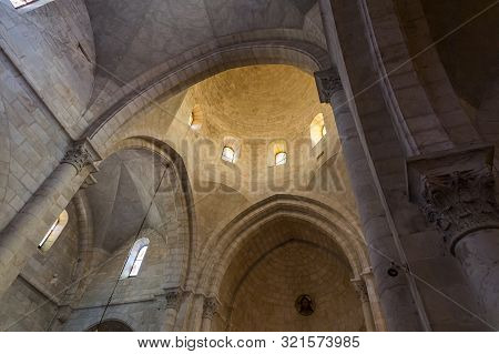 Jerusalem, Israel, September 07, 2019 : The Interior Of The Lutheran Church Of The Redeemer On Muris