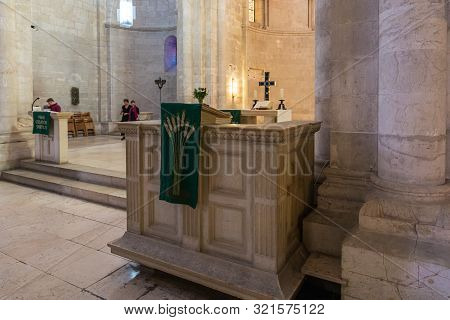 Jerusalem, Israel, September 07, 2019 : The Interior Of The Lutheran Church Of The Redeemer On Muris