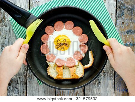Fun Idea For Kids Breakfast - Fried Egg With Sausage And Toast Shaped Cute Lion