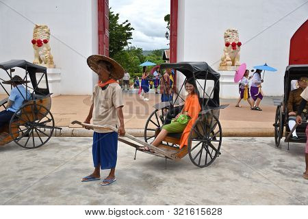 Kanchanaburi, Thailand, 09.09.2019: Beautiful Thai Girl In Traditional Thai, Siamese Dress In An Old