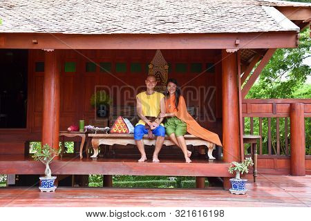Kanchanaburi, Thailand, 09.09.2019: Beautiful Thai Girl And A White Boy In Traditional Thai, Siamese