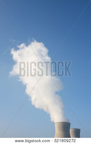 A photography of the nuclear power at Germany Gundremmingen