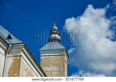 Church Of The Holy Trinity