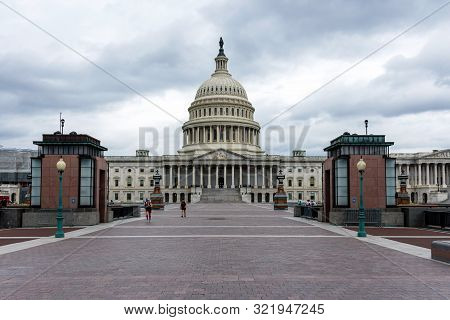 Washington Dc, Usa - June 9, 2019:  Facade Of The Us Capitol Building In Washington Dc On A Rainy Da