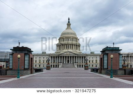 Washington Dc, Usa - June 9, 2019:  Facade Of The Us Capitol Building In Washington Dc On A Rainy Da