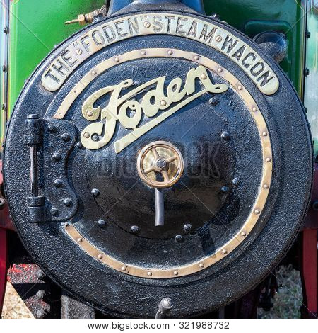 Blandford Forum.dorset.united Kingdom.august 24th 2019.a Foden Vintage Steam Powered Lorry Is On Dis