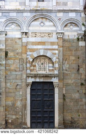 Medieval St. Paul On The Bank Of The Arno Church (san Paolo A Ripa D'arno), Pisa, Italy