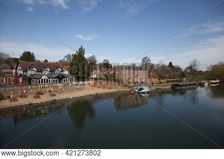 Views Of The River Thames At Wallingford, Oxfordshire In The Uk, Taken On The 31st March 2021