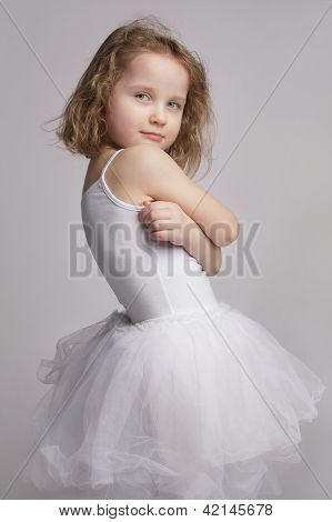 Little Girl In eine Ballerina-Kosyume