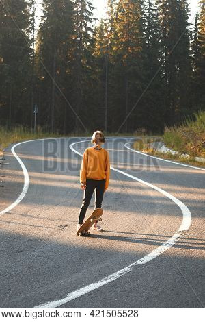 Beautiful Mountain Road