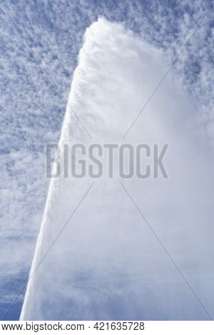 Geneva Water Jet Weet Clouds On A Blue Sky