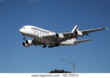 인터넷에 어 버스 A 380