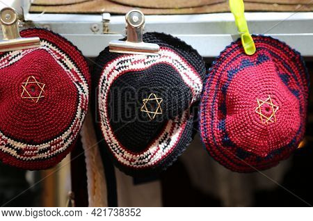 Kippah Or Yarmulke  With Yello Star Of David For Sale