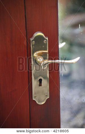 Une porte verrouillée