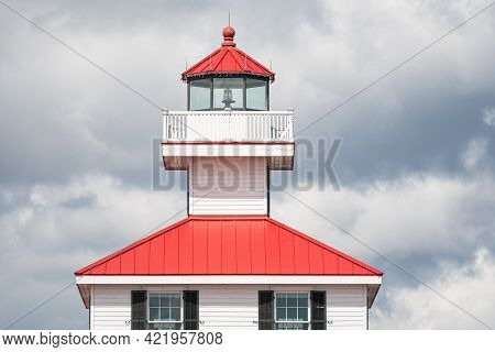 New Orleans, La - August 24: New Canal Lighthouse On Lake Pontchartrain On August 24, 2019 In New Or