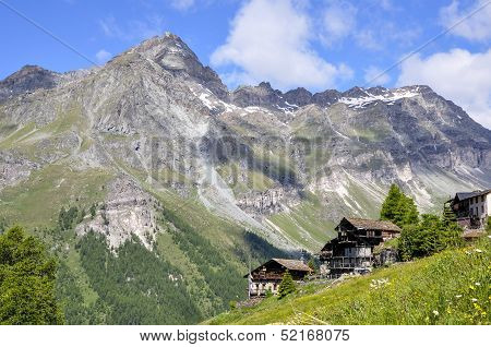 Italy (Ayas Valley) Resy