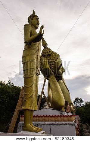 Giant Standing And Reclining Buddhas In Wat Mokkanlan , Chomthong Chiangmai Thailand
