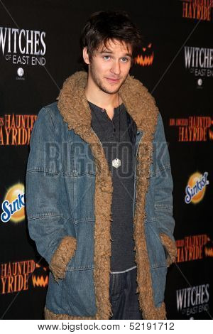 LOS ANGELES - OCT 10:  Devon Werkheiser at the 8th Annual LA Haunted Hayride Premiere Night at Griffith Park on October 10, 2013 in Los Angeles, CA