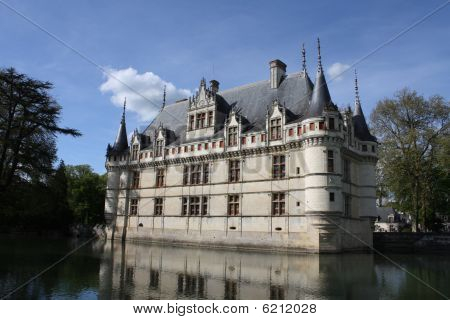 Loire Valley, Ranska, Azay Le Rideau ja vallihauta