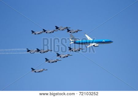 Klm Boeing F-16