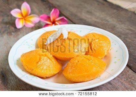 Sugarpalm Cake With Coconut.
