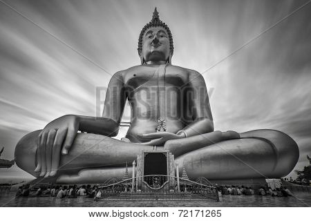 Candlelight Makha Bucha Day At Wat Muang