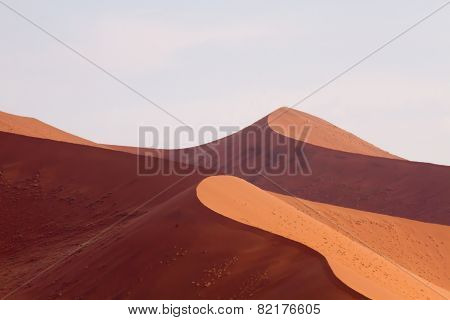 Curving dunes Sossusvlei