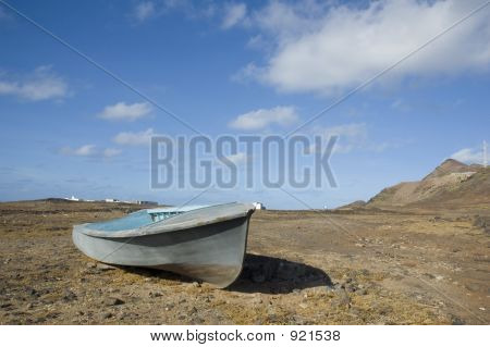 Barco abandonado