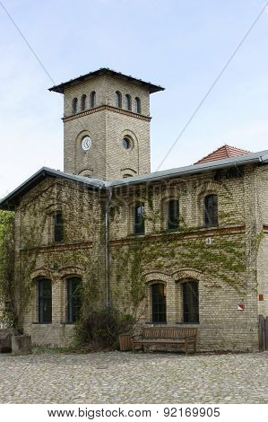 Manor Park Britz