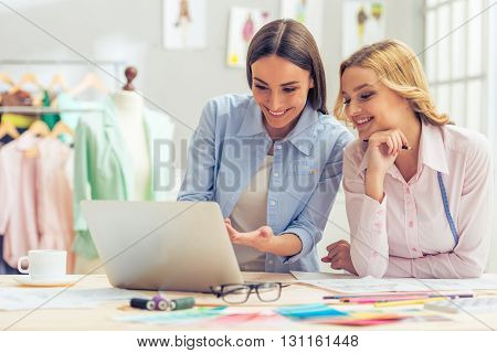 Beautiful Designers Working With Gadget
