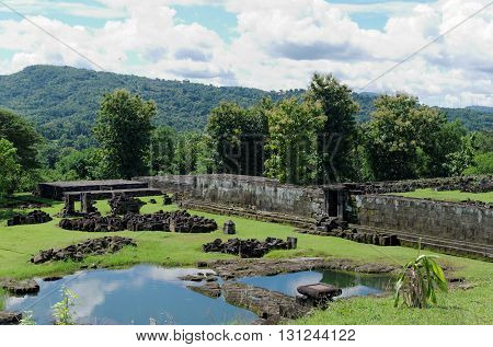 the pond inside ratu boko palace complex