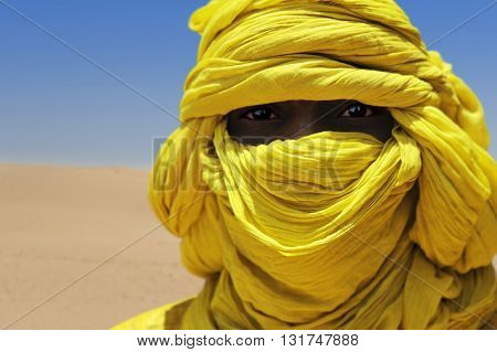 TIMBUKTU, MALI, 02-SEPTEMBER-2011. Tuareg posing for a portrait in camp near Timbuktu