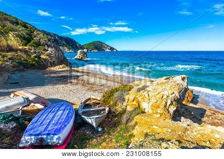 Elba Island, Portoferraio Sansone La Sorgente Beach Coast And Old Boats. Tuscany, Italy, Europe. Lon
