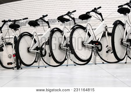 Ride The City Public Sharing Green Bike