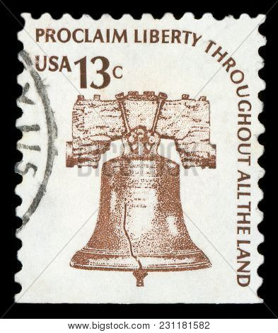 United States Of America - Circa 1975: A Stamp Printed In Usa Shows Liberty Bell, Series, Circa 1975
