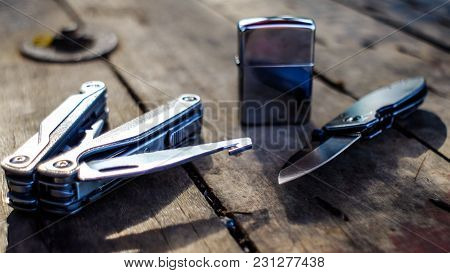 Silver Coating Multitool With Saw And Knife For Military
