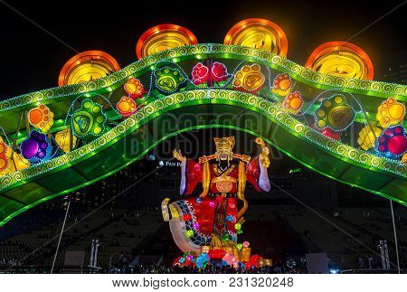 Singapore - Feb 21 : The Year Of The Dog Celebration Lanterns At River Hongbao In Singapore On Febru