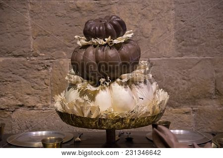 Chocolate Style Table Desserts