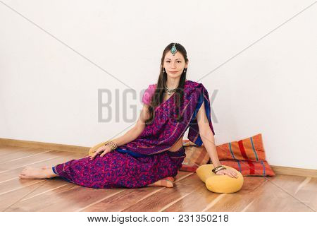 Stunning Indian Bride Dressed In Hindu Traditional Clothes