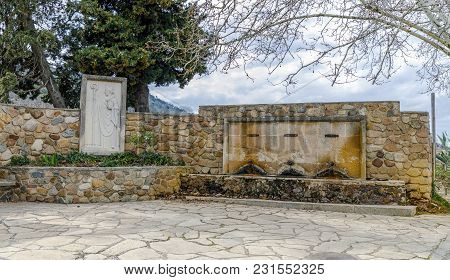 Monastery Of Santa Maria De Poblet, Catalonia, Source Of Abad Siscard
