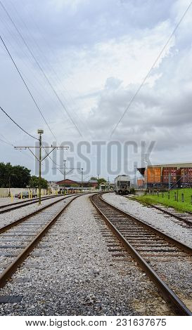 New Orleans, Usa - Aug 20, 2017: Railway Tracks Viewed From Low Angle Leading To The Distant Ursulin