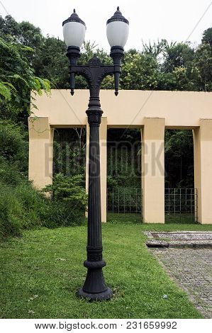 Tangua Park Curitiba City Brazil Chandelier Post Columns