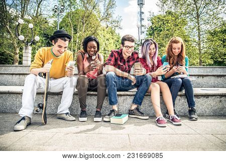 Friends With Smartphones