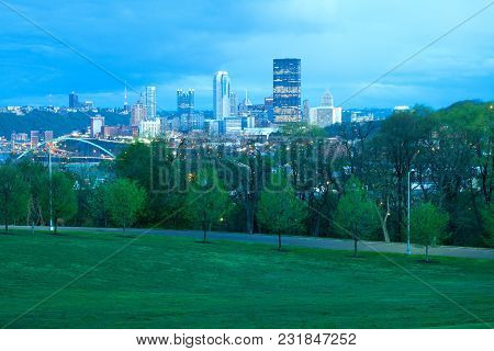 Schenley Park At Oakland Neighborhood And Downtown City Skyline,  Pittsburgh, Pennsylvania, Usa