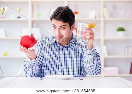 Man running out of money in restaurant and using savings from pi